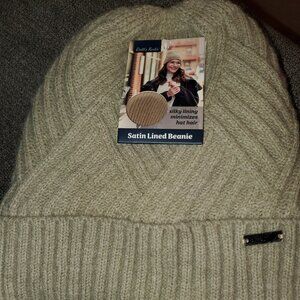 Britt's knits satin lined beanie